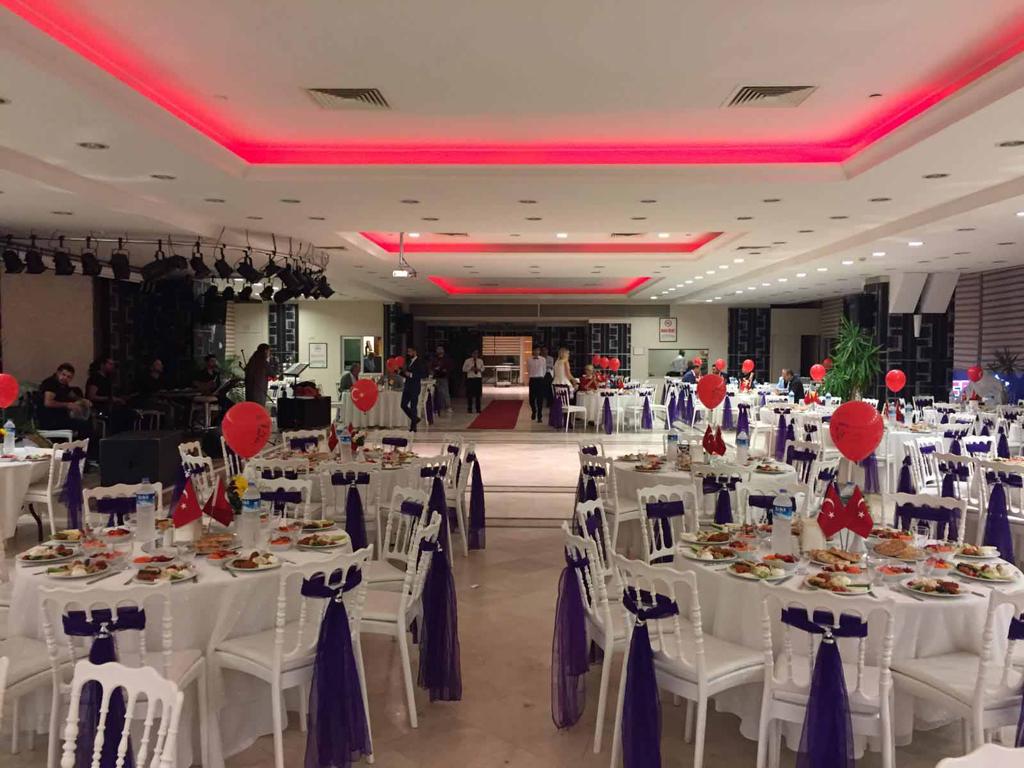Düğün ve Toplantı Salonu